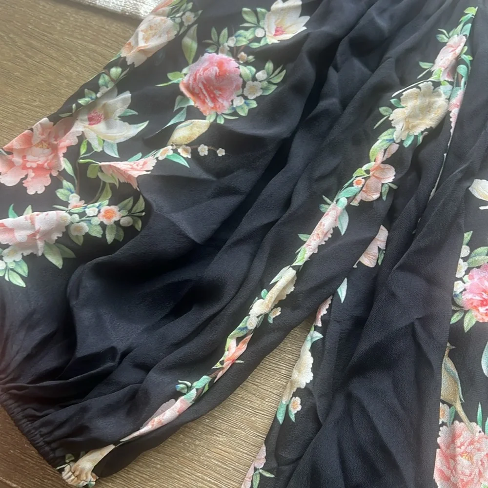 NEW NWT Johnny Was BYRDIE VISCOSE BLOUSE Floral Black size M - Picture 8 of 10